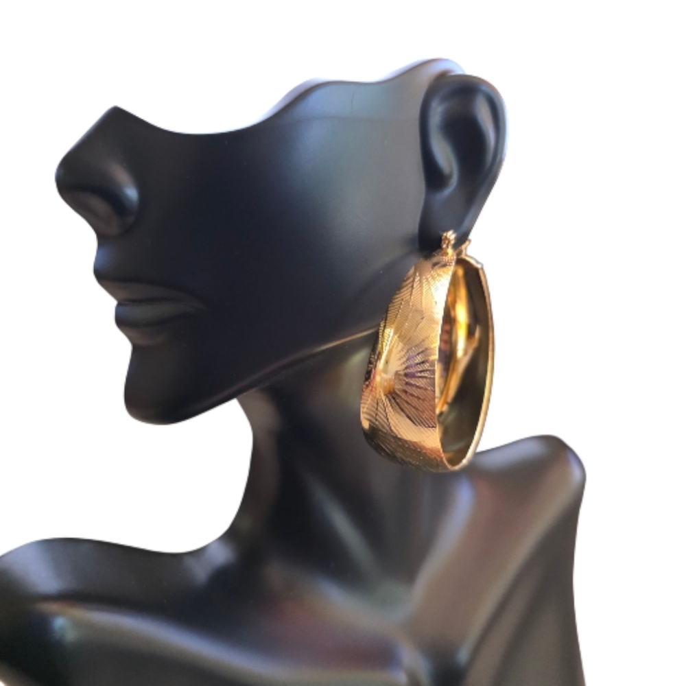 Gold Tone Hoop Earrings Textured Sunburst Design Vintage Style 14 KT Gold-Filled